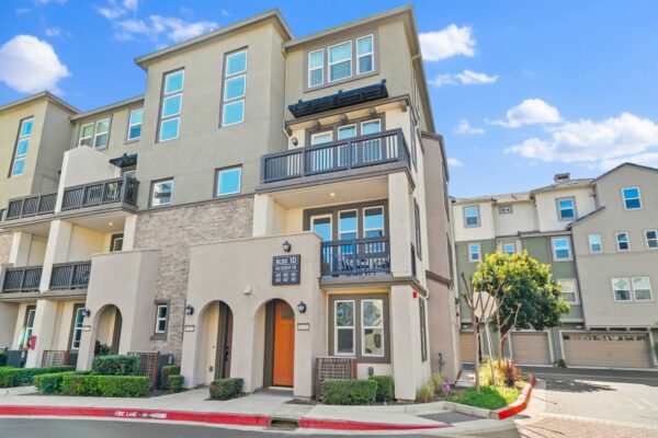 1453 Cherry Cir-Photo-1
