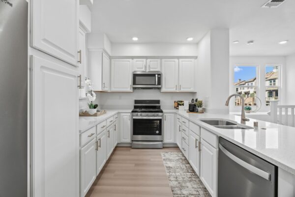 1453 Cherry Cir-Photo-18