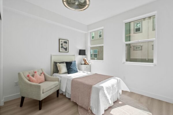 1453 Cherry Cir-Photo-27