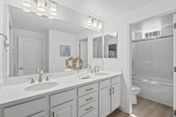 1453 Cherry Cir-Photo-31