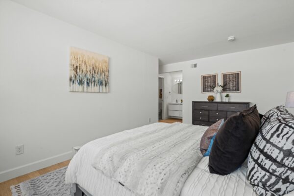 2359 Avenida Guadalupe- Photo (30)