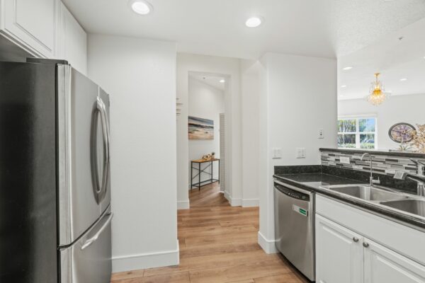 1883 Agnew Rd-Photo-12