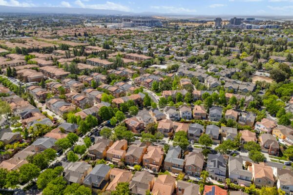 4440 Rivermark Pkwy-Aerial (16)