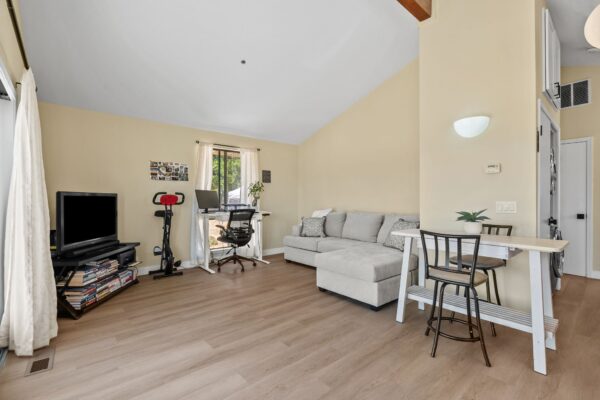 646 Evans Rd-Photo-10
