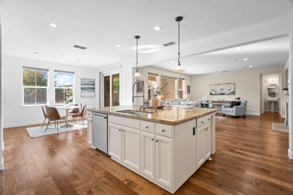 4063 Cadwallader Ave-Photo-19