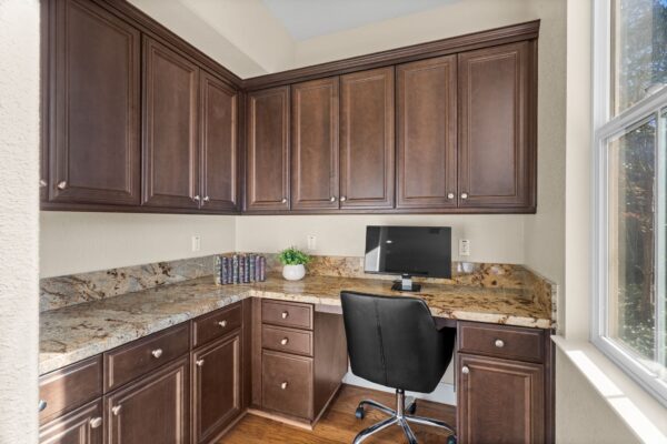 4063 Cadwallader Ave-Photo-28