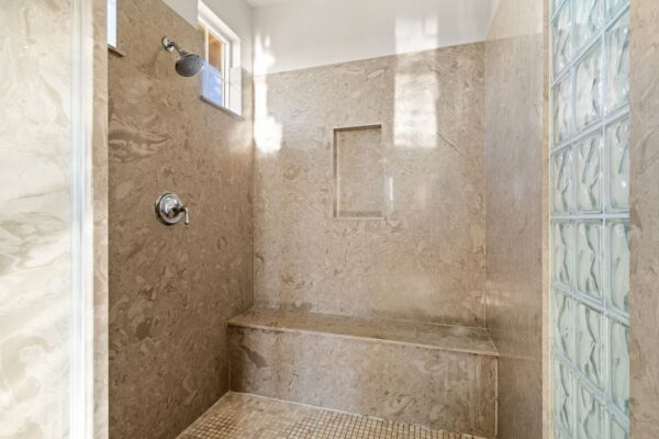 4063 Cadwallader Ave-Photo-43
