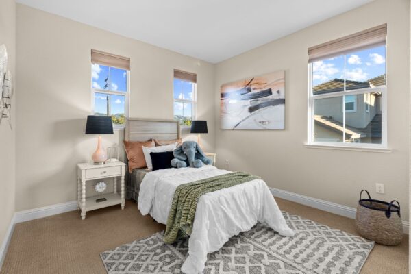 4063 Cadwallader Ave-Photo-54