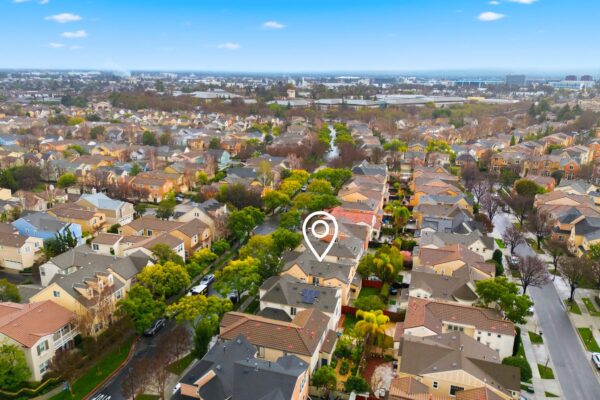 979 Garrity Way-Aerials-5-with location pin