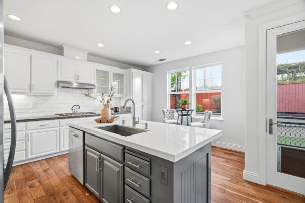 mls_979 Garrity Way-39