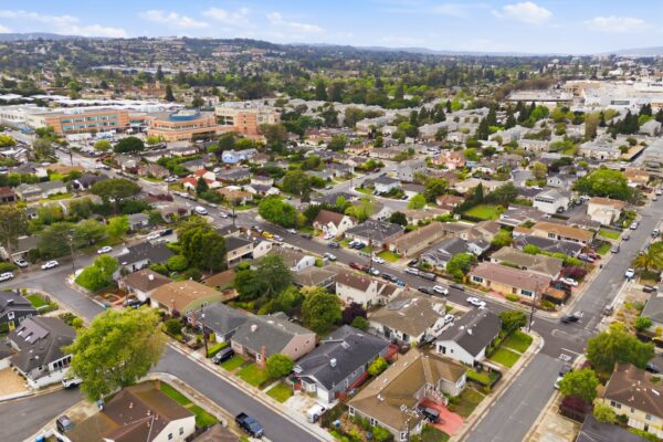 126 W 39th Ave-Aerials-4