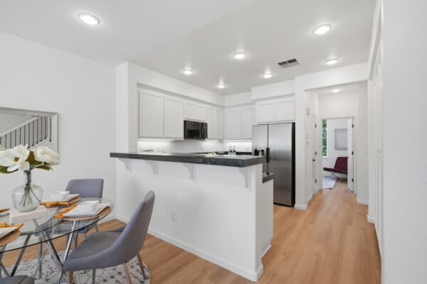 4513 Lick Mill Blvd-12