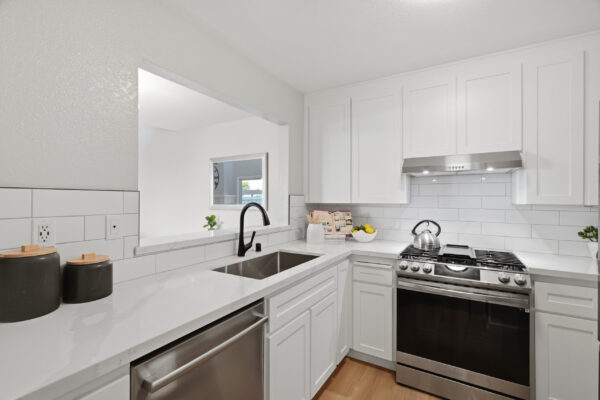 2390 Avenida De Guadalupe-12